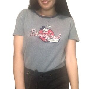 Disneyland‎ Resort Mickey Mouse Shirt Womens Crewneck Short Sleeve Travel Casual